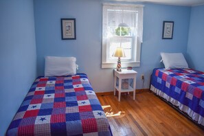 2 chambres, fer et planche à repasser, Wi-Fi gratuit