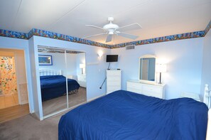 2 bedrooms, WiFi - 2 Bedrooms & 1 Bath in Rehoboth Beach, DE Ocean Block (Rehoboth Beach)