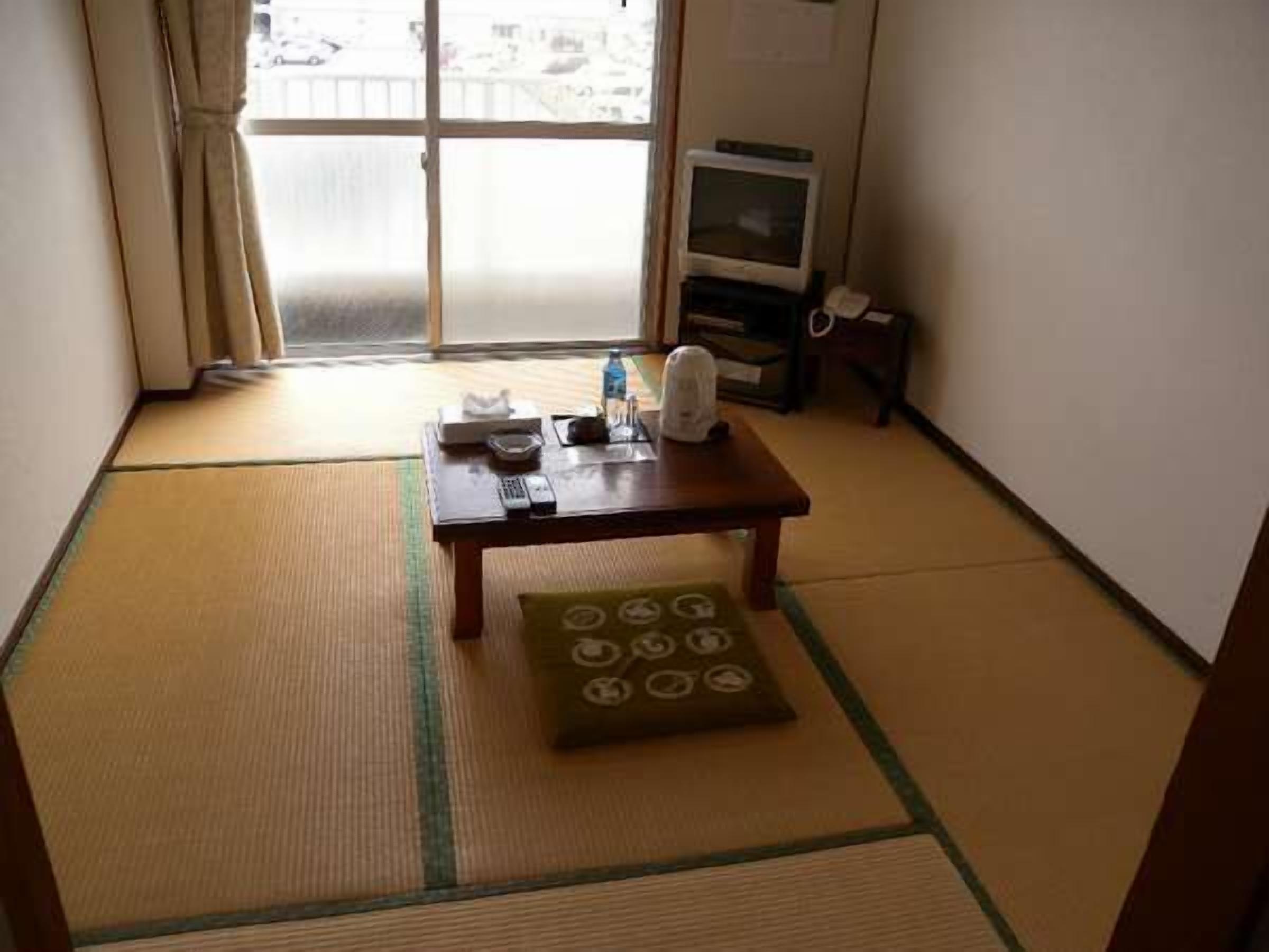 办公桌、熨斗/熨衣板