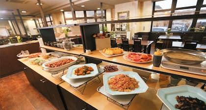 Business Hotel Shirasagi