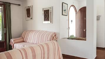 3 slaapkamers, een kluis op de kamer, een strijkplank/strijkijzer