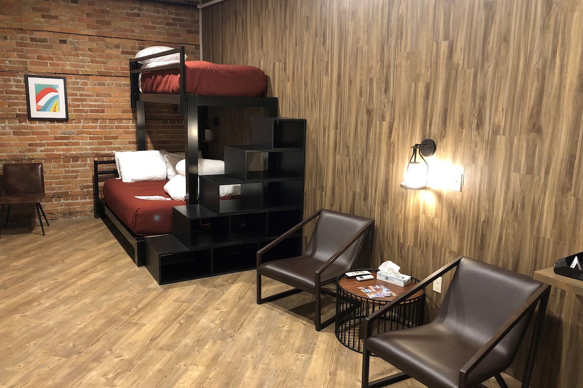 Room 8 @ 30 W Main Street (Interior, No View) | Premium bedding, individually decorated, individually furnished