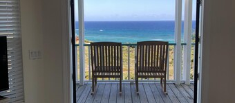 Stunning views of Dragon Cay on Middle Caicos with your own private pool! 