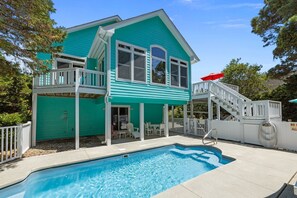Pool - Pet Friendly, Oceanside Interior Home Private Pool, Golf Cart, and Easy Access. (Emerald Isle)