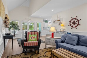 Smart TV, DVD player