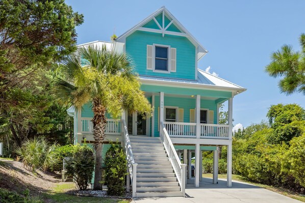 Exterior - Oceanside Interior Home,Private Pool,Golf Cart,Beach Access,in Spinnaker's Reach (Emerald Isle)