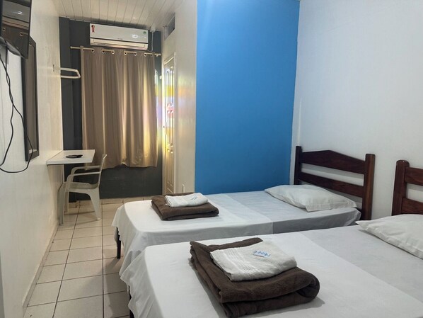 Minibar, mörkläggningsgardiner, gratis wi-fi och sängkläder