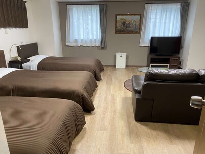 Takatsuki Sun Hotel
