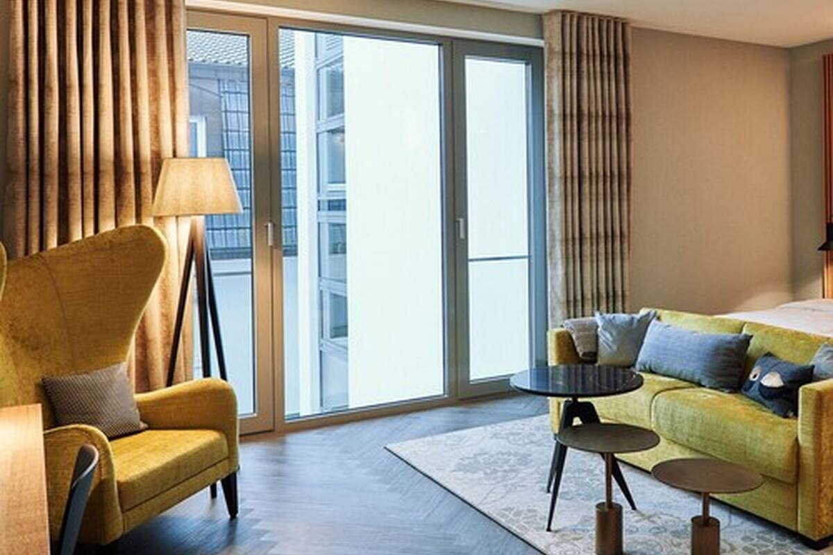 Junior Suite, Garden View | Room amenity