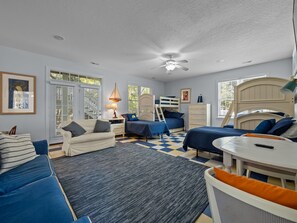 4 bedrooms, iron/ironing board, travel crib, free WiFi - Oceanside Interior Home,Private Pool,Golf Cart,Beach Access,in Spinnaker's Reach (Emerald Isle)