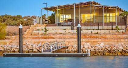 78 Madaffari Drive - Private pool