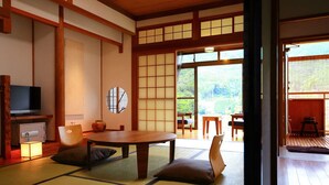 Room - Suginoya (Saga)