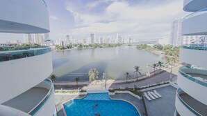  Apartamento Vista a la Bahia 704A, 1 Bedroom | 防过敏的被褥、羽绒被、客房内保险箱、遮光窗帘