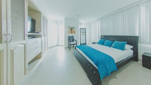  Apartamento Vista a la Bahia 704A, 1 Bedroom | 防过敏的被褥、羽绒被、客房内保险箱、遮光窗帘