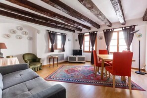 TV - Typical apartment in the heart of Petite France (Strasbourg)