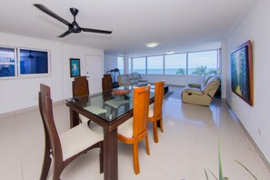 Breakfast meal - Malecon- Apartamento Frente Al Mar (Cartagena)