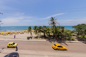 Deluxe Apartment, Multiple Beds | Beach/ocean view - Malecon- Apartamento Frente Al Mar (Cartagena)