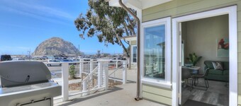 Ocean front, rock view: Salty Sister 3Bdrm with outdoor patios to gather