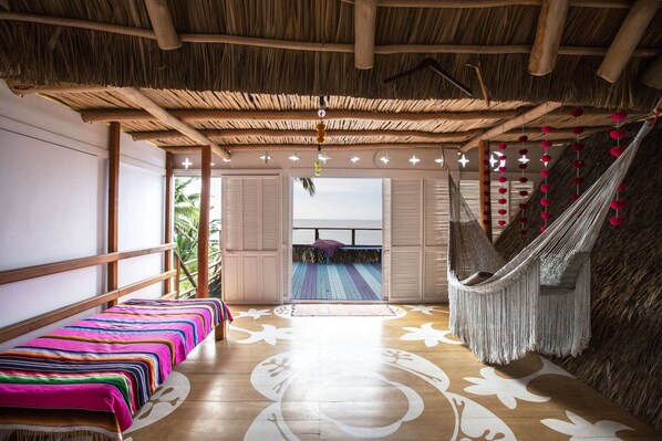 Honeymoon-Zweibettzimmer, Mehrere Betten, Meerblick | Strand-/Meerblick