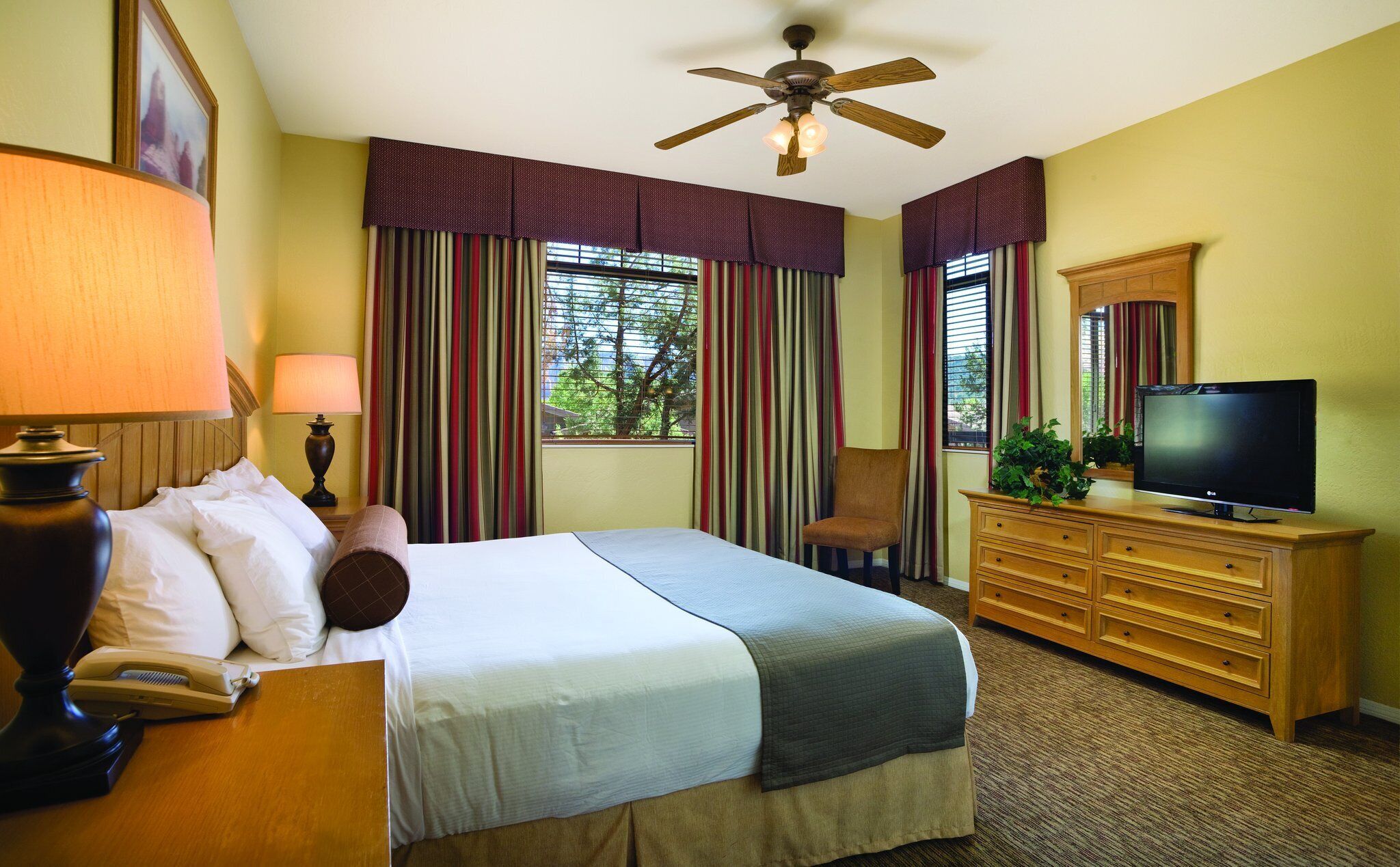 2 bedrooms, iron/ironing board, Internet, bed sheets