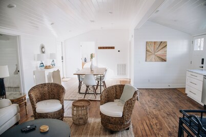 Historic 3 bedroom Cottage for 8 with pool -walk to the beach!