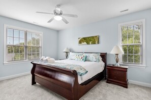 5 bedrooms, iron/ironing board, free WiFi, bed sheets