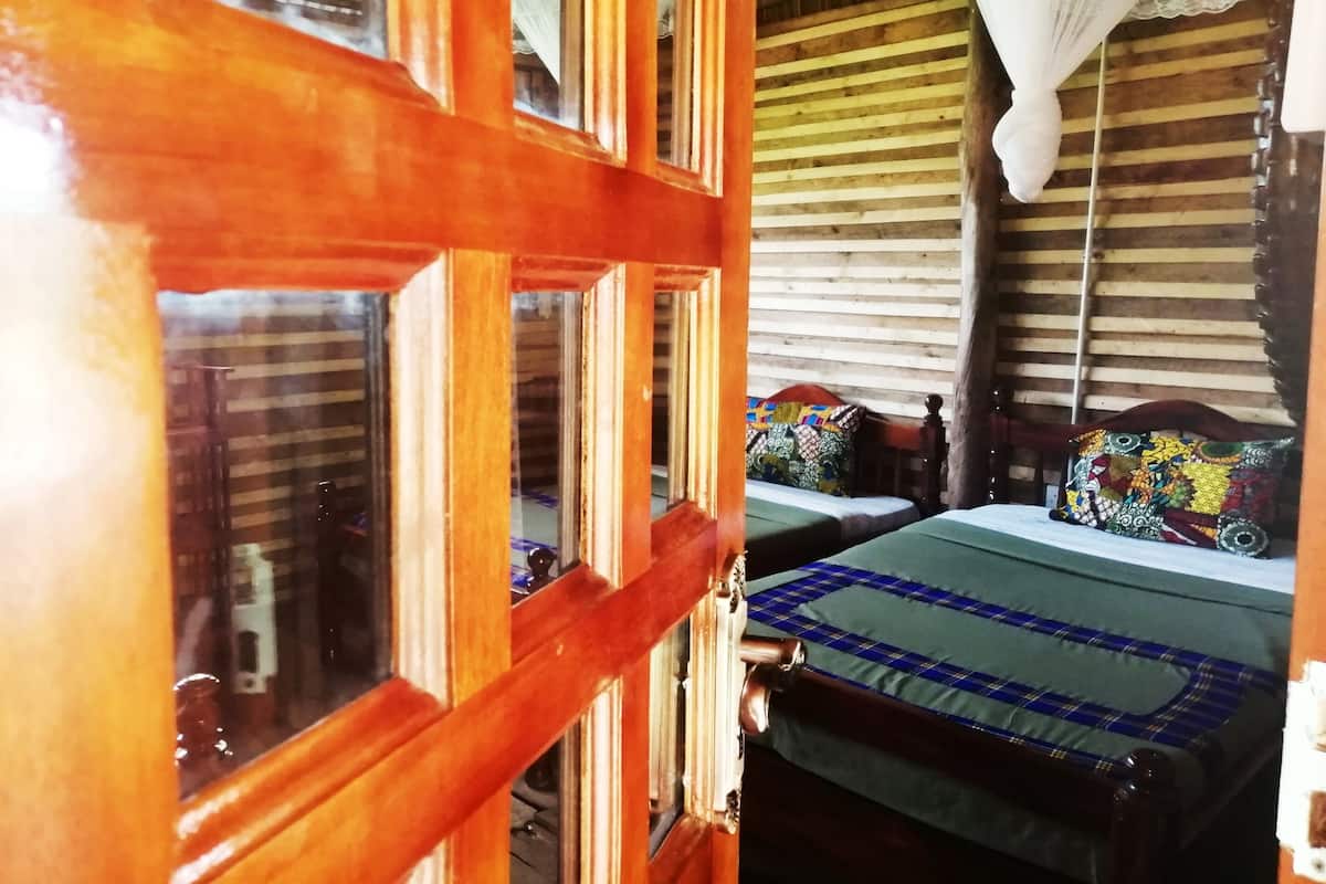 Seterika/papan seterika, cadar katil