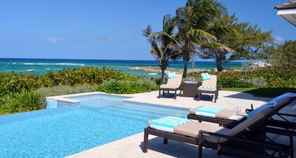 Villa de luxe face Ă la mer prĂšs de Emerald Bay, Exuma