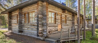 Ylläsparit as. mustikka by Interhome