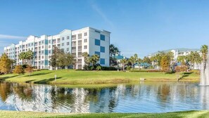 Exterior - Close to SeaWorld Spacious Two Bedroom w/ pools, hot tubs, bbq pits and family adventures (Orlando)