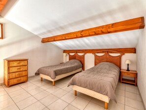 1 bedroom