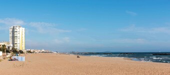 Proche de la Plage | Apt spacieux + Accès Piscine