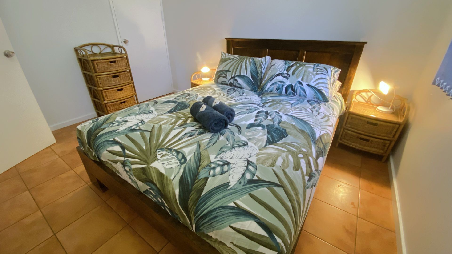 3 bedrooms, WiFi, bed sheets