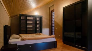 5 habitaciones y caja de seguridad en la habitación