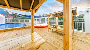 Outdoor pool - Yeongheungdo Sun Pension (Incheon)
