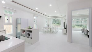 Chambre (Two) | Aire de séjour | Téléviseur à écran plat