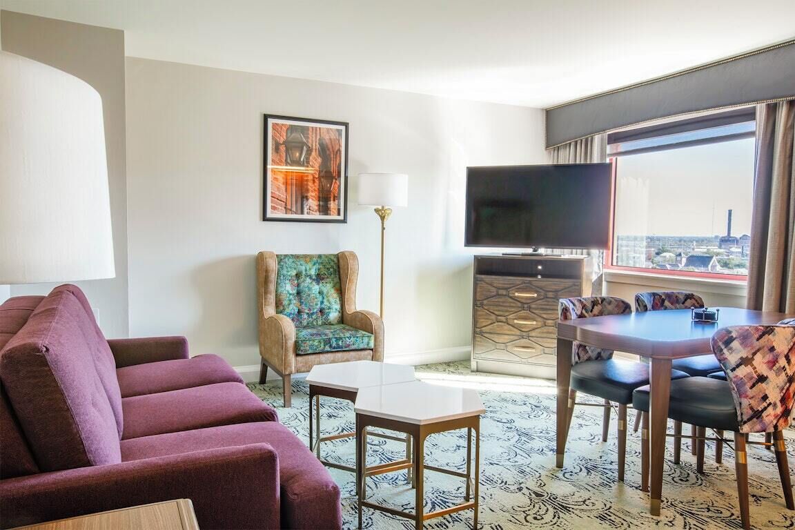 Charming Hotel In The Beautiful Garden District - 루이지애나