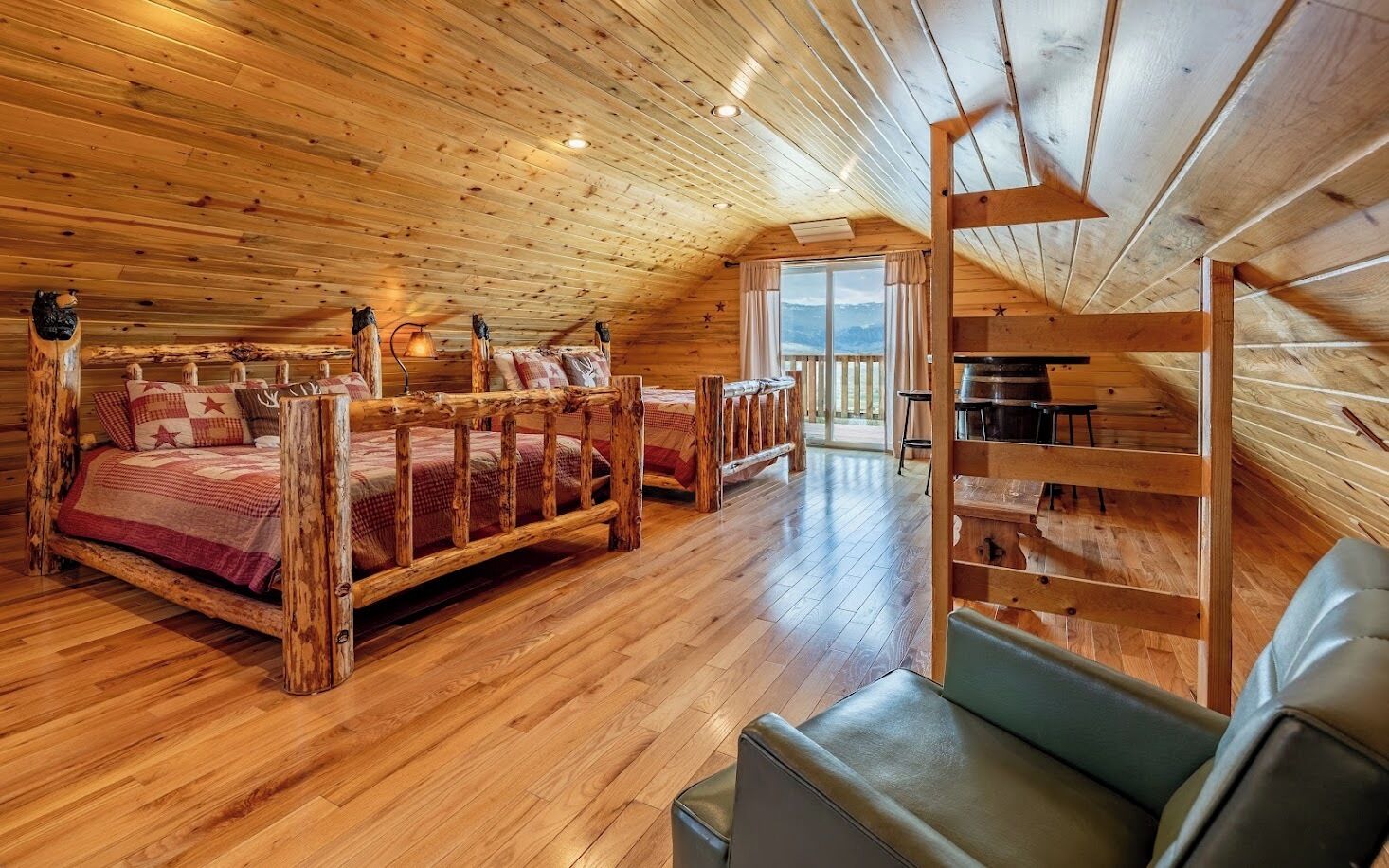 2 多间卧室、床单