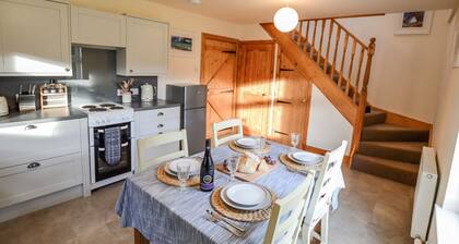 Achalic Beag by Interhome