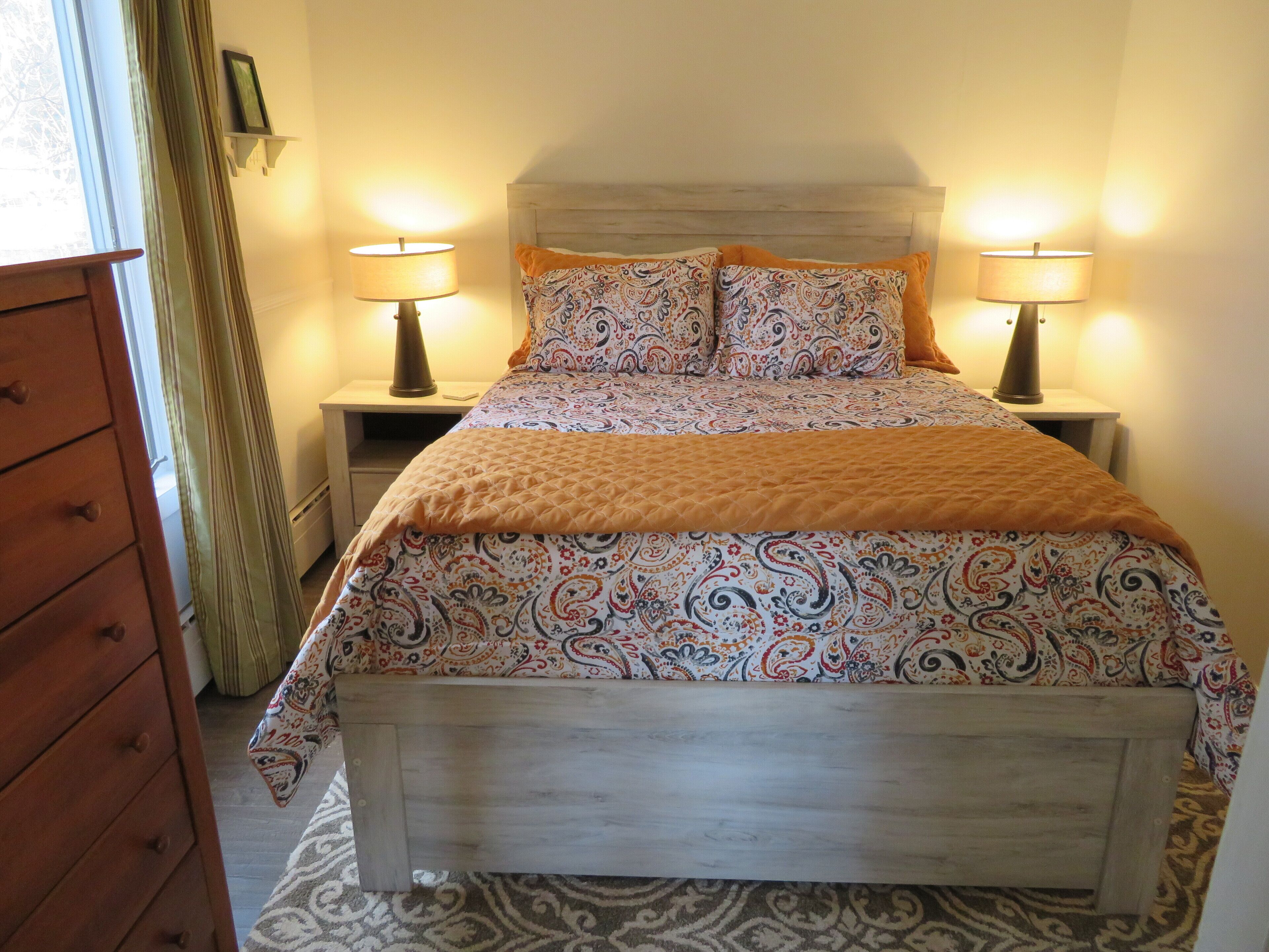 3 bedrooms, travel crib, free WiFi, bed sheets