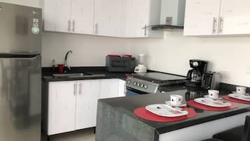 Fridge, microwave, oven, stovetop