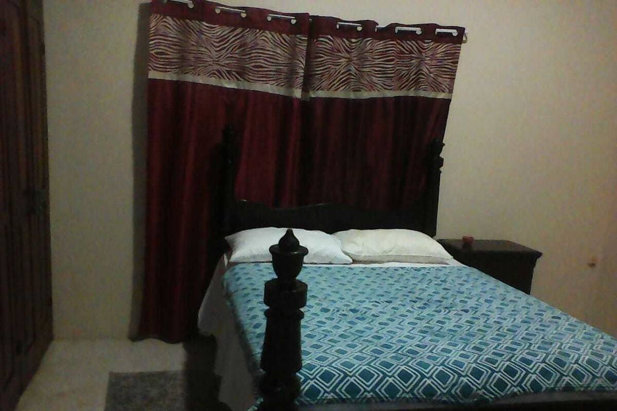 Comfort Room, 1 Queen Bed | Blackout drapes, iron/ironing board, bed sheets