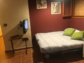 1 chambre, Wi-Fi gratuit, draps fournis