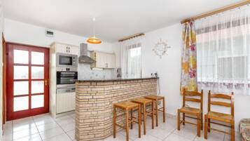 Frigorífic, microones, forn i rentaplats