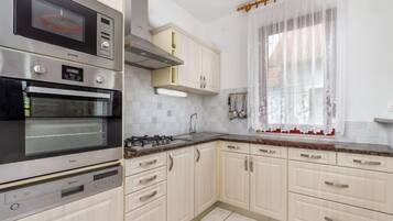 Fridge, microwave, oven, dishwasher