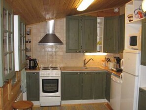 Réfrigérateur, micro-ondes, lave-vaisselle