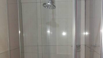 Comfort Room | Bathroom shower