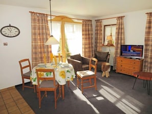 Flat-screen TV - Wohnung 4 (Am Sonneneck) by Interhome (Ruhpolding)
