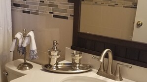 Bathroom - Cape Coral Vacation Home (Cape Coral)