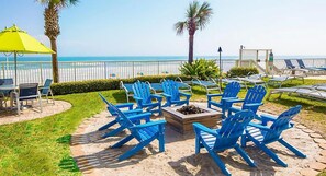 Property grounds - Beach Resort with Ocean Front Pool and Hot Tub (Daytona Beach)